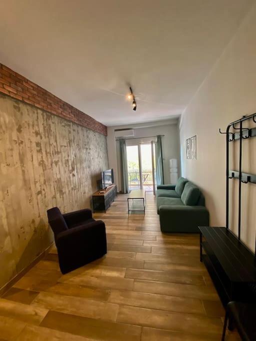 Sea Side Apartment อเล็กซานโดรโพลิส ภายนอก รูปภาพ