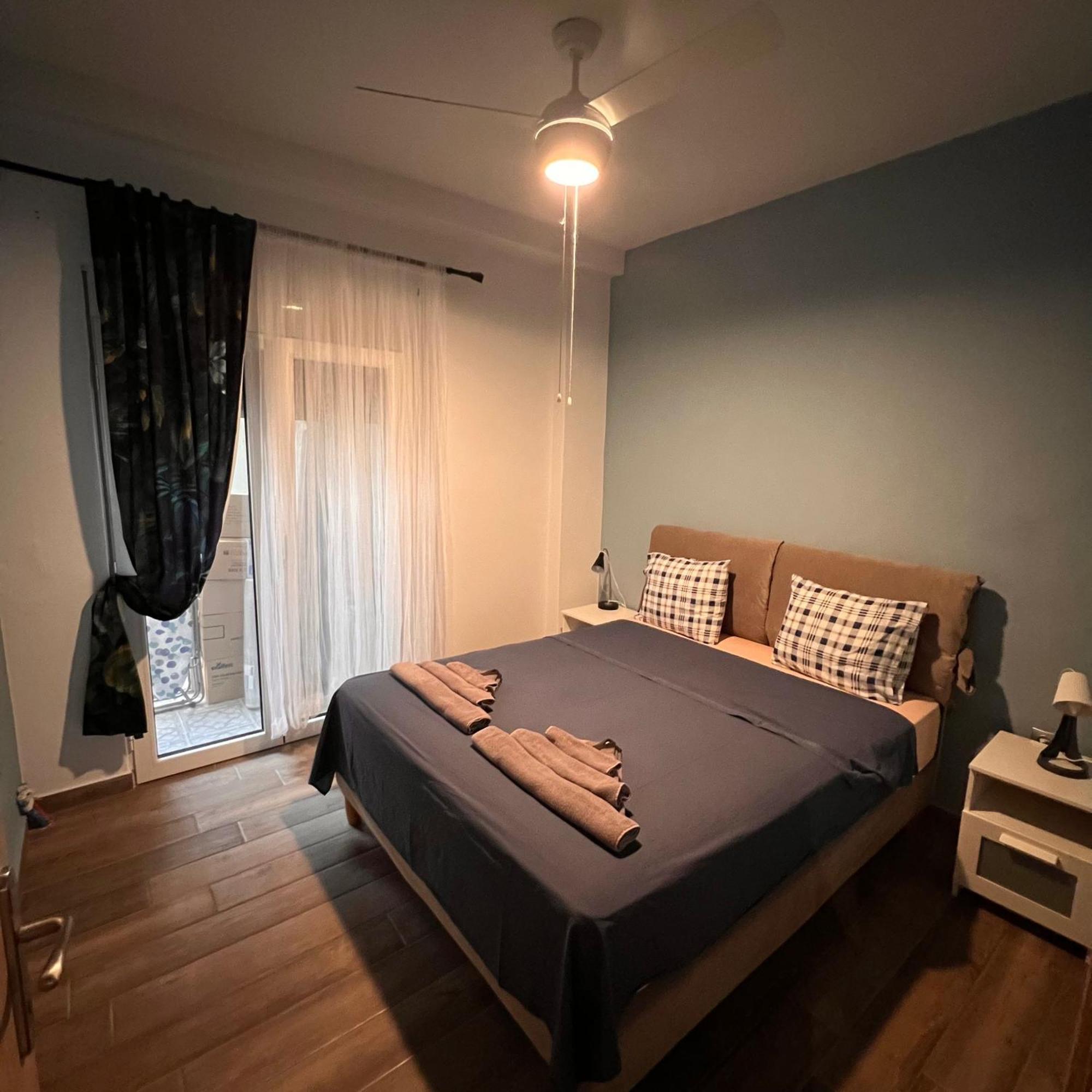 Sea Side Apartment อเล็กซานโดรโพลิส ภายนอก รูปภาพ